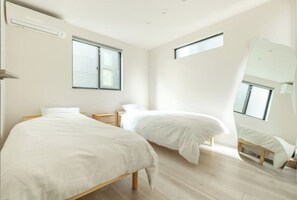 4 bedrooms, WiFi - Bear Bear House 1-Min Walk to the Station 4-bedroom bungalow in Toshima City (Toshima City)