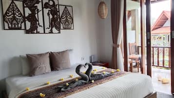 Deluxe Double Room, Pool View | In-room safe, desk, iron/ironing board, free WiFi