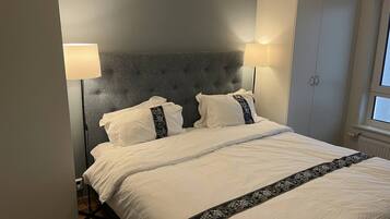 Apartment, 1 Bedroom, Accessible, Balcony | 2 bedrooms