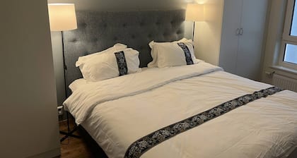 New, Nice and Cosy Flat 10 Mins Drive to Airport