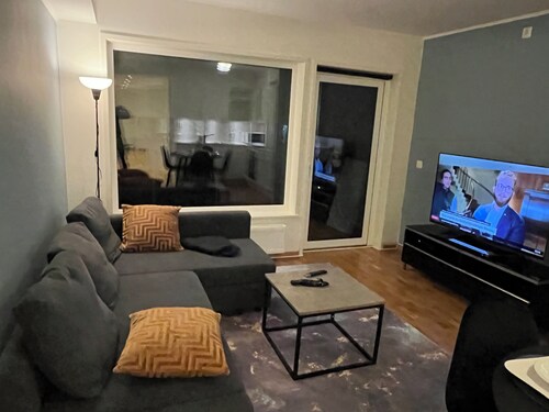 New, Nice and Cosy Flat 10 Mins Drive to Airport