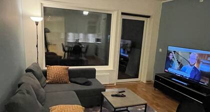 New, Nice and Cosy Flat 10 Mins Drive to Airport