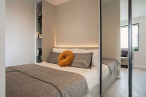 1 habitación, escritorio, wifi y ropa de cama 