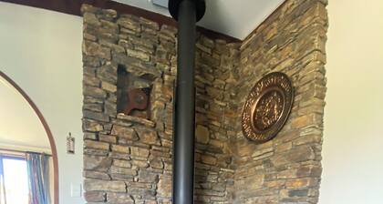 Alexandra Guesthouse: Great place for exploring the local area and bike trails.