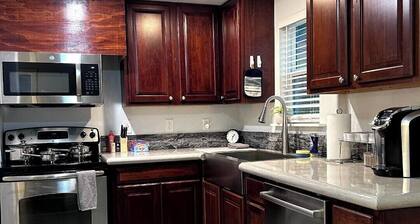 Cozy 1-bedroom apartment in Sanger