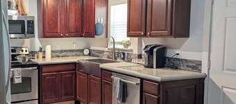 Cozy 1-bedroom apartment in Sanger