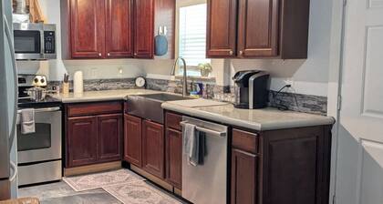 Cozy 1-bedroom apartment in Sanger