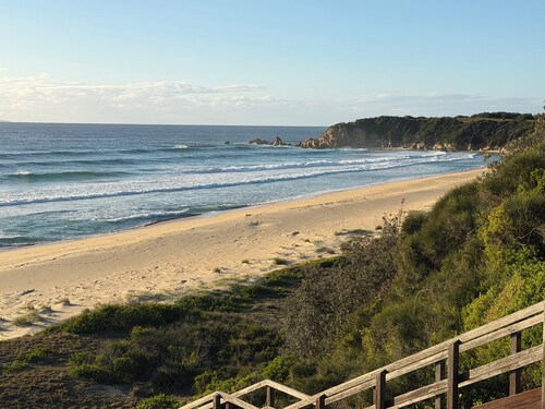 Rugare - A Place of restoration. Wake up to the sound of the surf and birds.