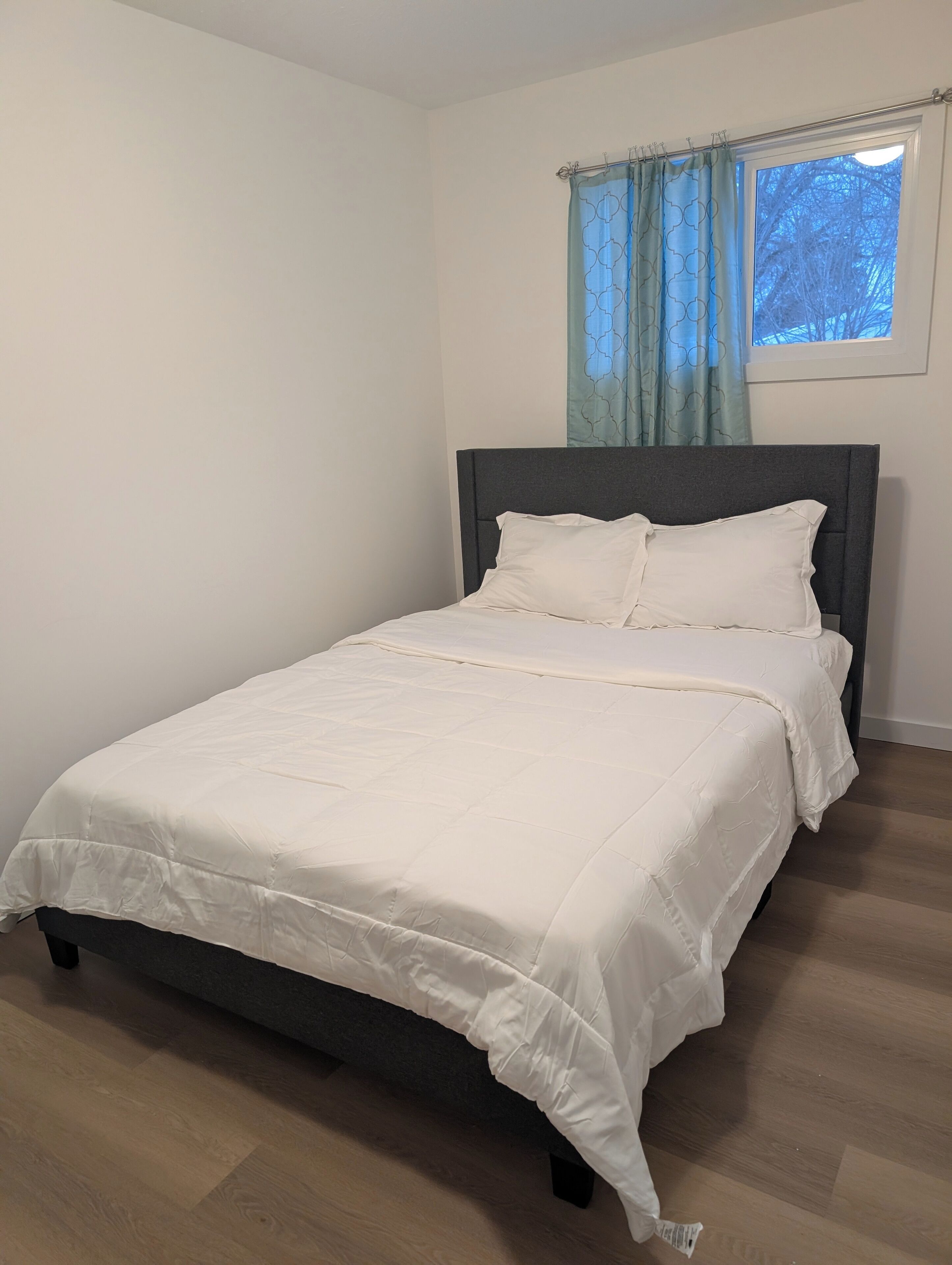 3 bedrooms, free WiFi, bed sheets, wheelchair access