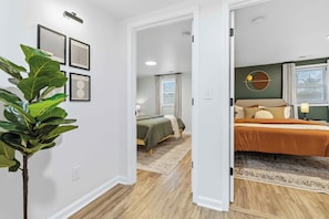3 Schlafzimmer, Schreibtisch, Bügeleisen/Bügelbrett, kostenloses WLAN