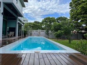 Outdoor pool, open 9:00 AM to 6:00 PM, pool umbrellas, sun loungers - AP House (Bangkok)