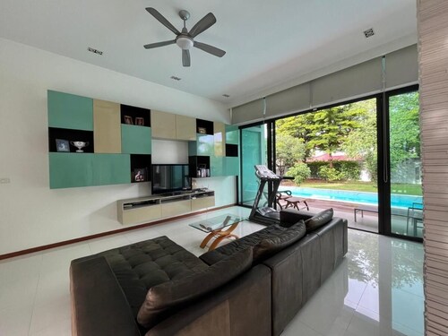 AP House