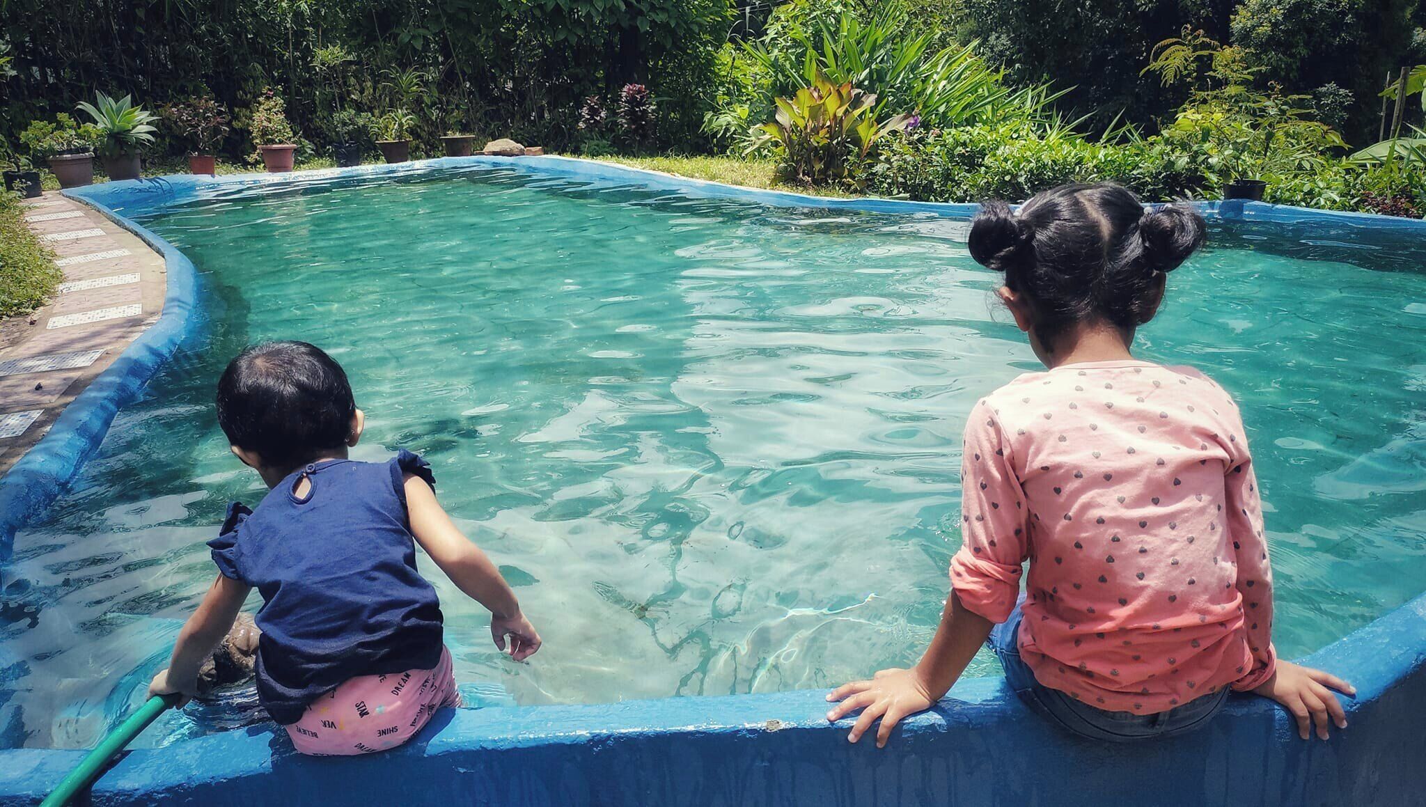 حمّام سباحة خارجي موسمي