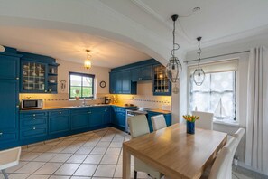 Highchair - Charming 5-person Villa by the sea (Callantsoog)