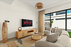 Apartment - Damac Lagoons Santorini - 197b 4BD (Dubai)