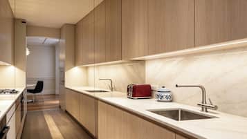Microwave, oven, dishwasher