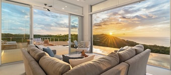 Hillside Villa 3-Ocean View Private King Suites Infinity Pool HEATED HOT TUB