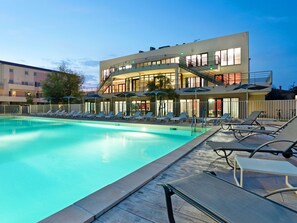 A heated pool - Cap Med by Interhome (Le Grau du Roi)