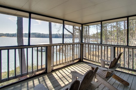 Enceinte de l’hébergement. Angler’s Dream: Lake Eufaula Escape w/ Boat Ramp!