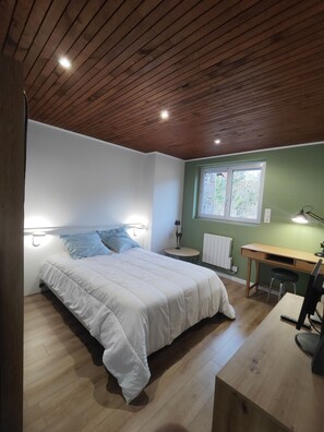 2 slaapkamers, een bureau, gratis wifi