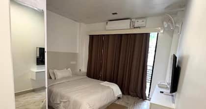 Cornerstone Suites