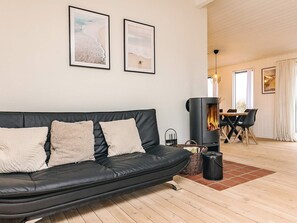 House | Interior - 5 Star Holiday Home in Lokken (Lokken)