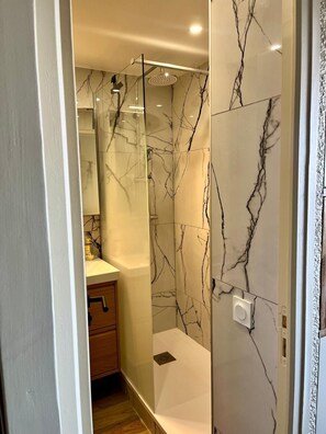 Hair dryer - Completely renovated apartment with Mont-Blanc view - LES COCHES- France (La Plagne Tarentaise)