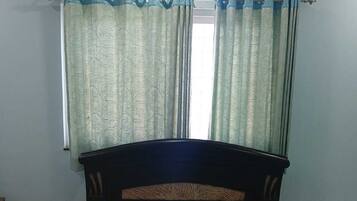 3 bedrooms, internet