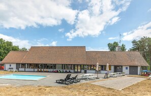 Pool - 3 bedroom cozy home in Nexø (Nexø)