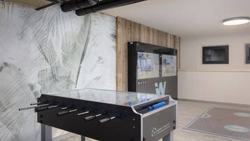 Apartment | Game room