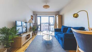 TV, stereo, offices