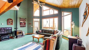 TV - Okanagan - DuHaus Green (Beaverdell)