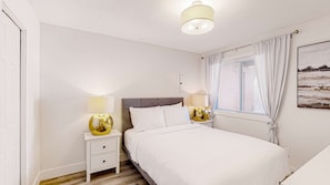 2 bedrooms, Internet - Okanagan - Ice and Cozy #116C (Beaverdell)