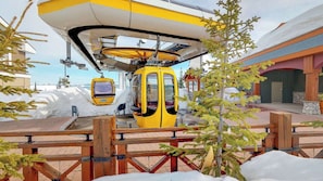 Property grounds - Okanagan - Spyglass 3F (Beaverdell)