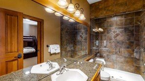 Hair dryer - Okanagan - Spyglass 4C (Beaverdell)
