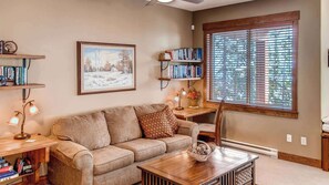 TV, fireplace, video games - Okanagan - Snowbanks 6 (Big White Mountain)