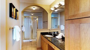 Hair dryer - Okanagan - Timber Ridge 17 (Kootenay Boundary E)