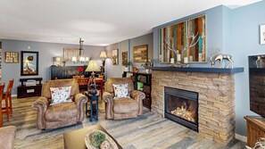 TV, fireplace