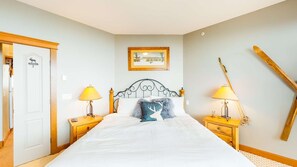 3 bedrooms, iron/ironing board, Internet