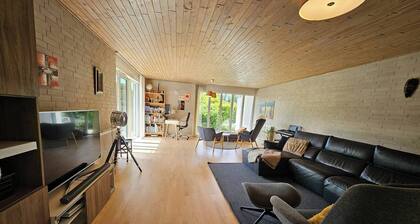 Cozy Scandinavian Villa • Sauna & Nature Views