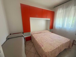 2 bedrooms, individually furnished - Tranquil Villa for 6 in Rosolina Mare (Rosolina)