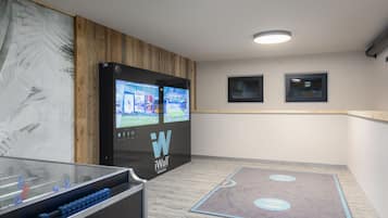 Apartment | Game room