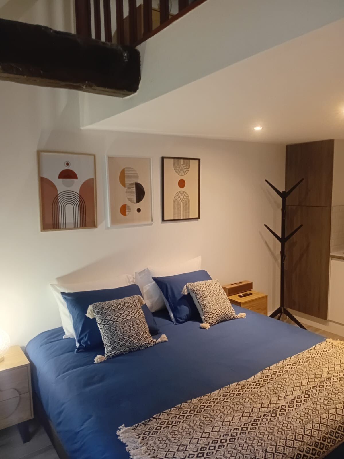 Deluxe Suite, Garden View | In-room safe, desk, laptop workspace, free WiFi