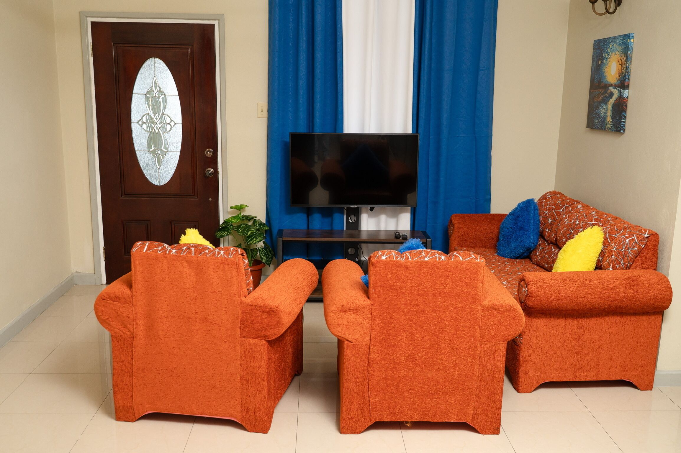 Spacious Two Bedroom Apartment In Ocho Rio Very Close To All Attractions - Ocho Rios