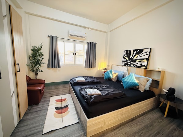 City Townhome, Non Smoking | City view - Hee Pee hostel (Buriram)