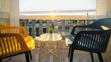 Standard Double Room, Balcony, City View | Terrace/patio