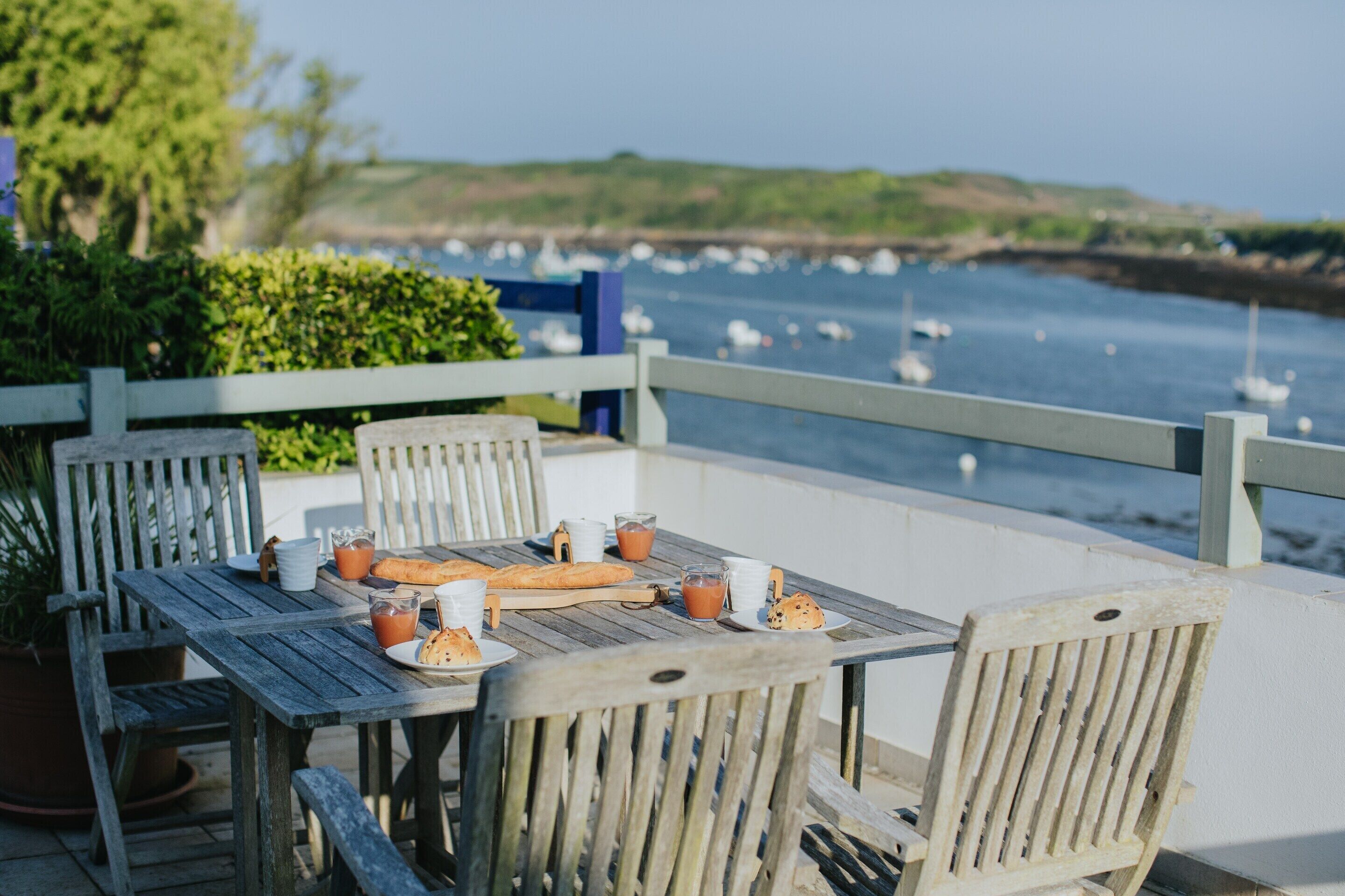 House | Outdoor dining