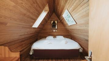 House | 2 bilik tidur, dilengkapkan perabot secara berasingan, cadar katil