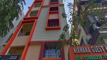 House | Exterior detail