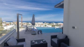 Villa, 4 slaapkamers, privézwembad, uitzicht op stad | Balkon